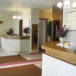 Moderne Hotel 2*