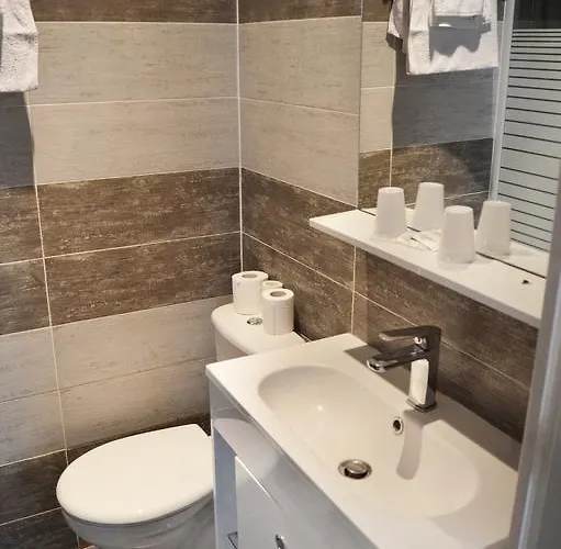 Hotel Moderne Saint-Denis (Seine-Saint-Denis)